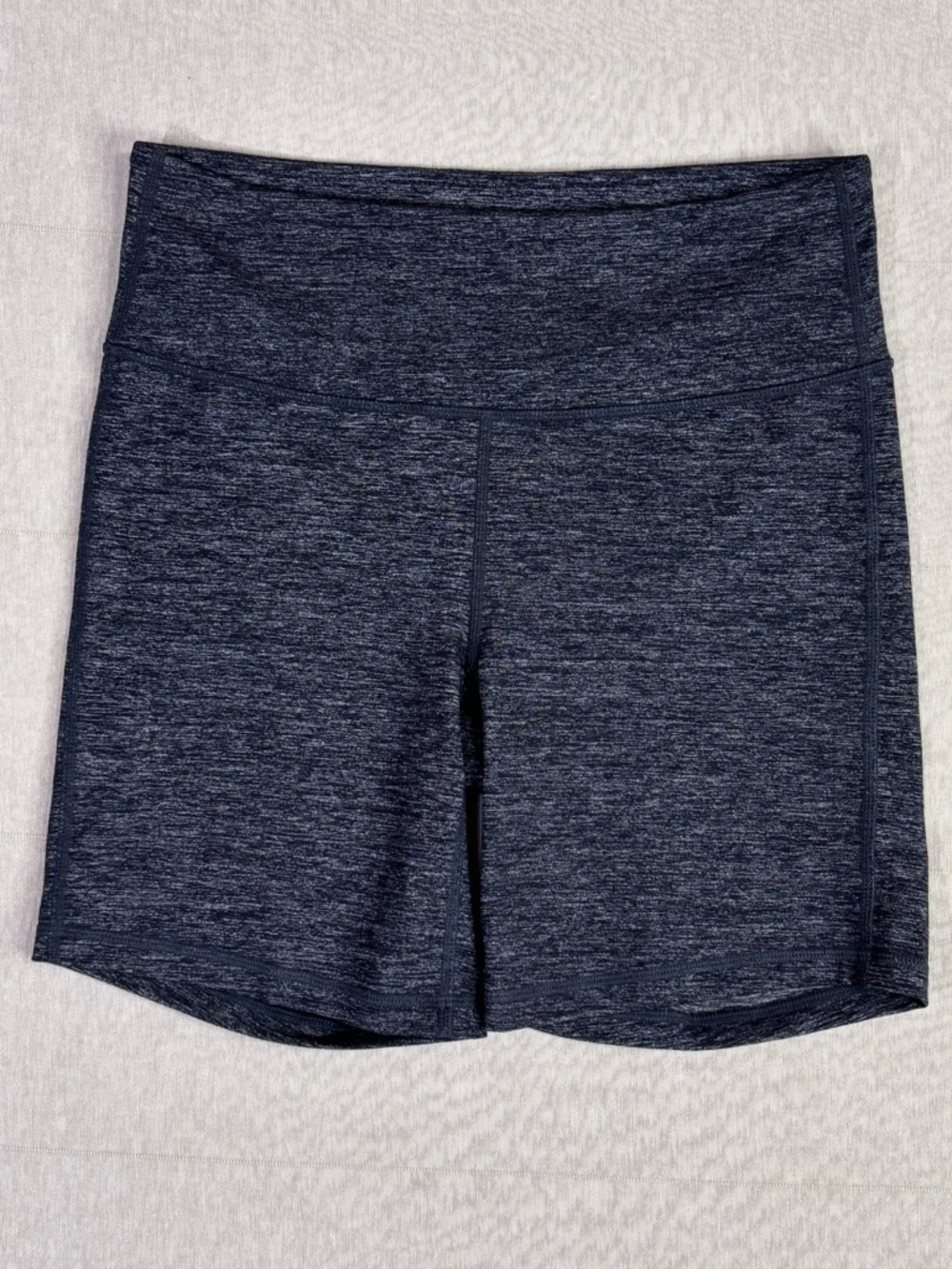 Athleta Gray Heather Athletic Shorts Stretch Mid Rise Active Size M